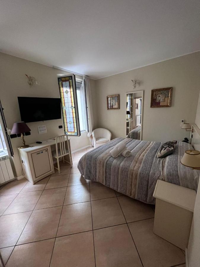Camere Chicca Sanremo Luaran gambar