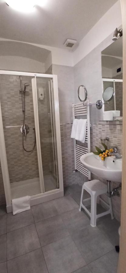 Camere Chicca Sanremo Luaran gambar