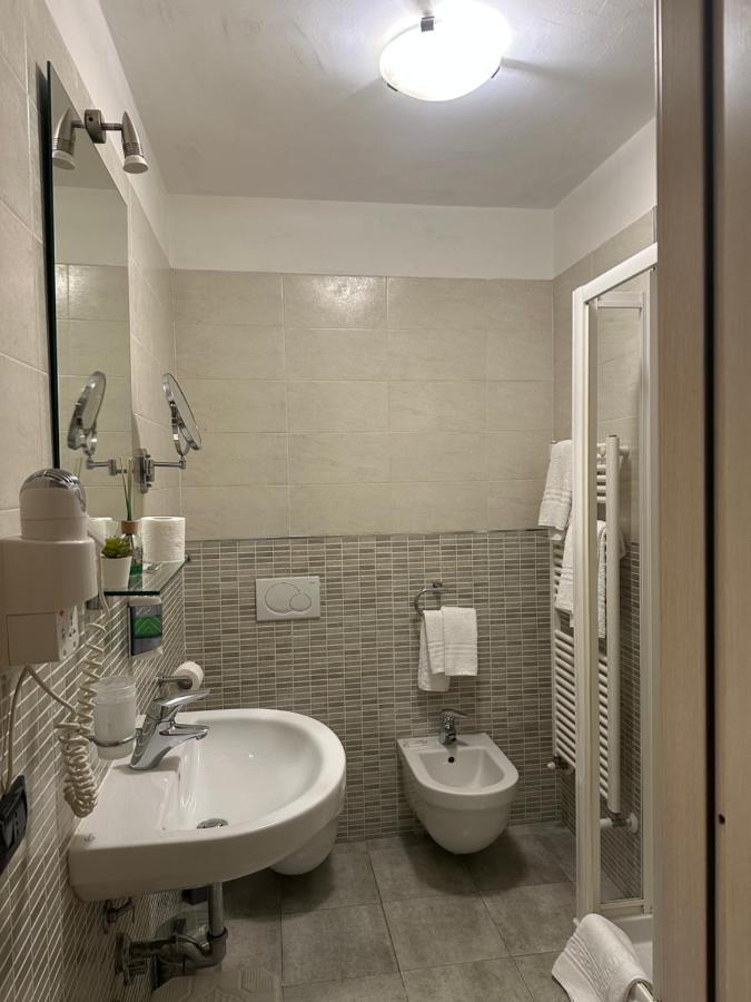 Camere Chicca Sanremo Luaran gambar