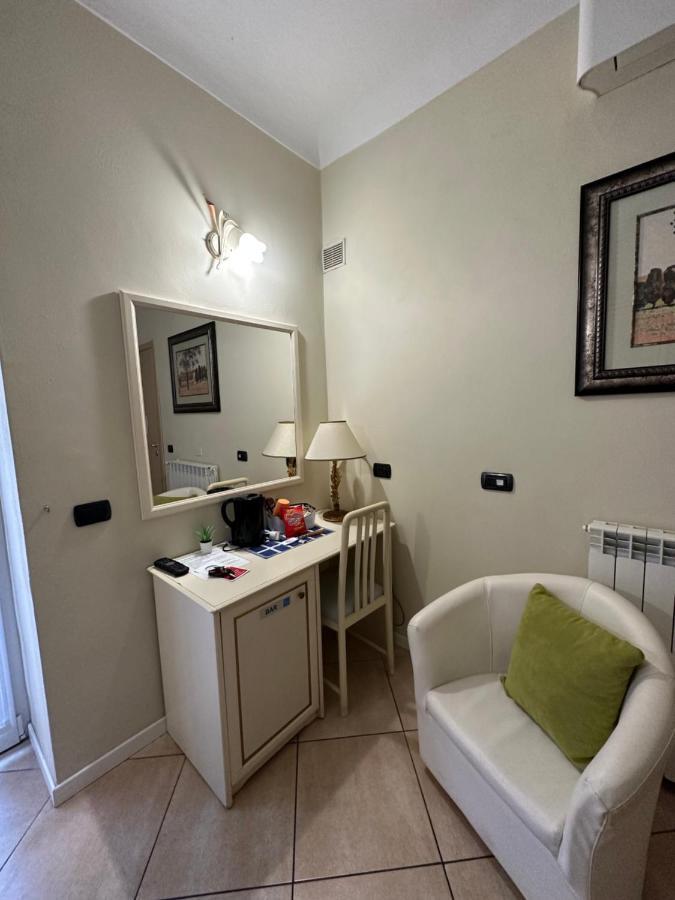 Camere Chicca Sanremo Luaran gambar