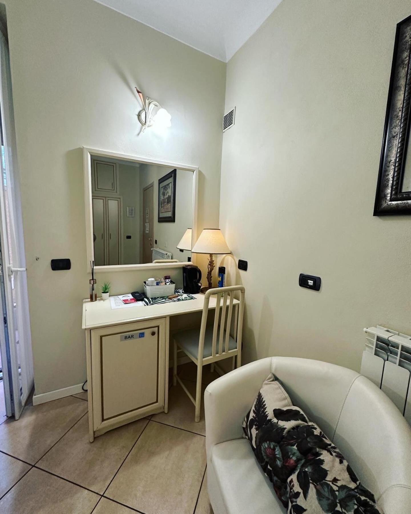 Camere Chicca Sanremo Luaran gambar