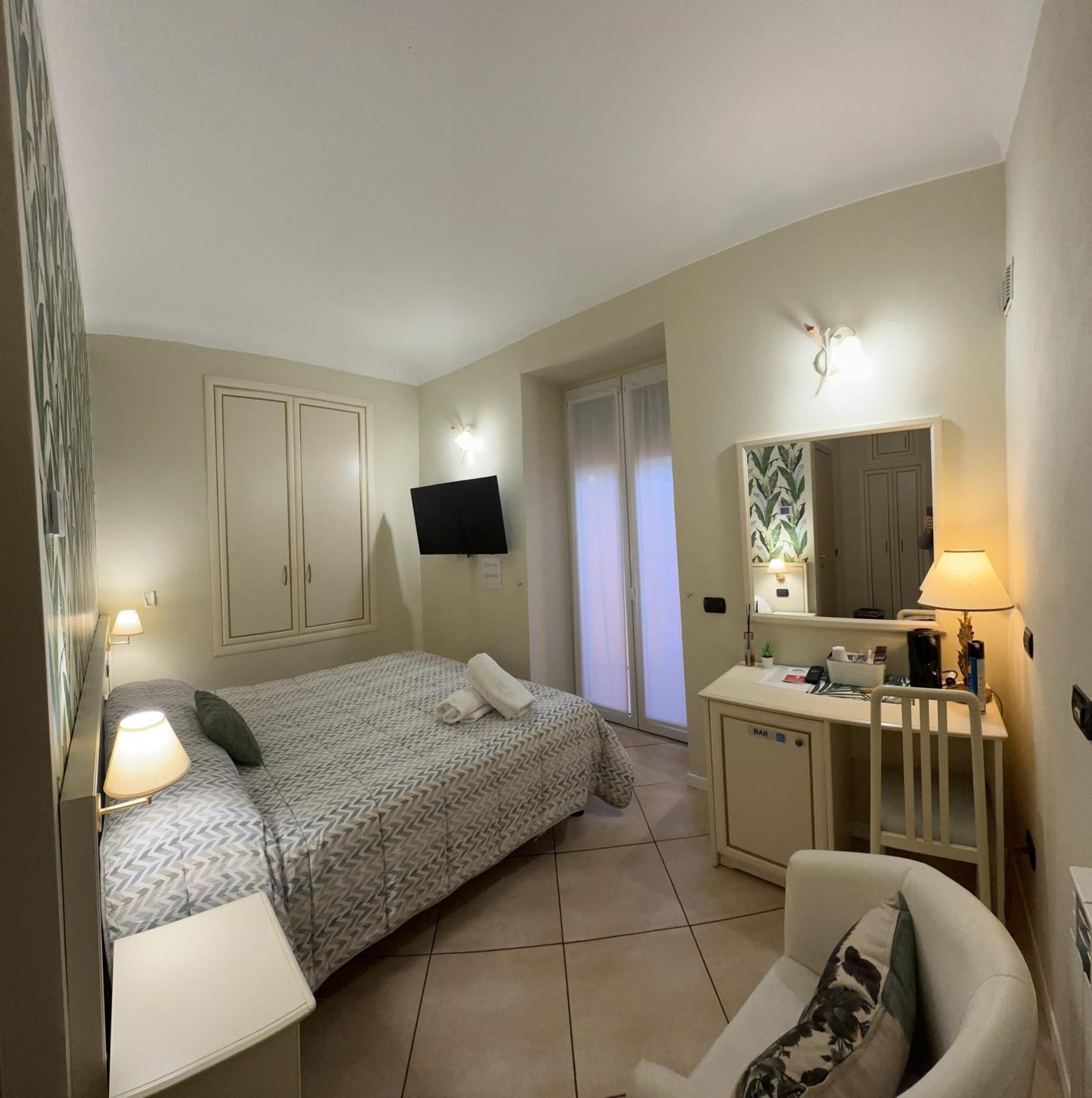 Camere Chicca Sanremo Luaran gambar