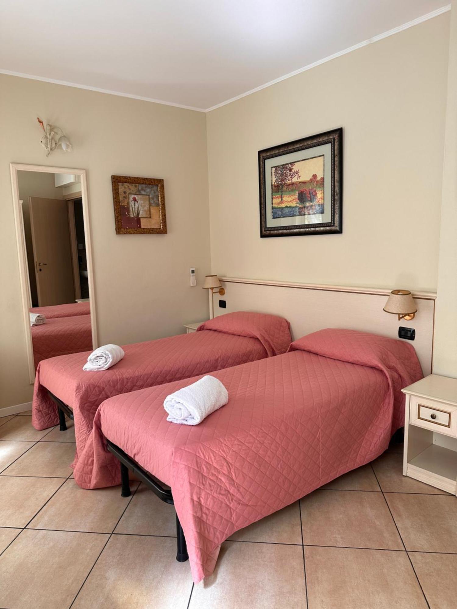 Camere Chicca Sanremo Luaran gambar